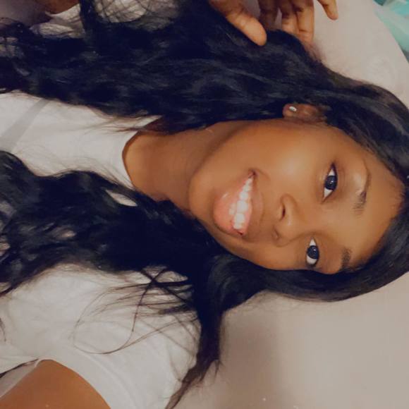 ebony_simone